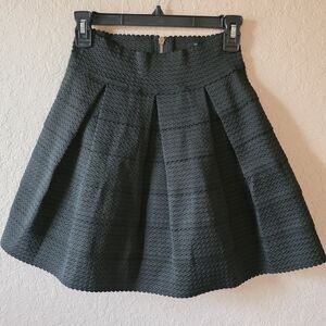 Honey Punch Black Textured Skater Skirt Medium A Line Fit Flare